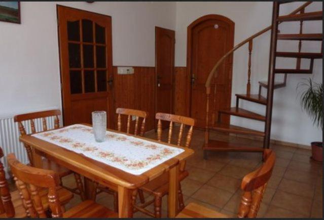 Apartman Foldes Tibor Villa Veľký Meder Ruang foto
